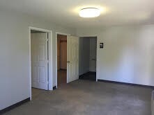 More Photos Of 315 Railroad St, Rockwell Warehouse For Lease