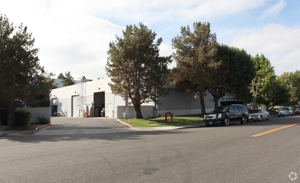 More Photos Of 1027 Calle Trepadora, San Clemente Manufacturing For Lease