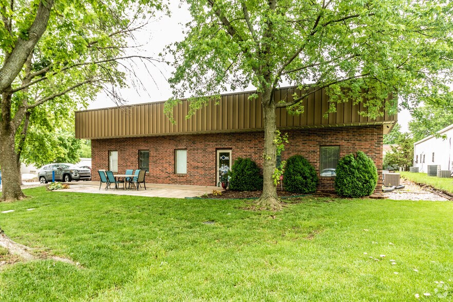 Primary Photo Of 2013 E Prairie Cir, Olathe Warehouse For Sale