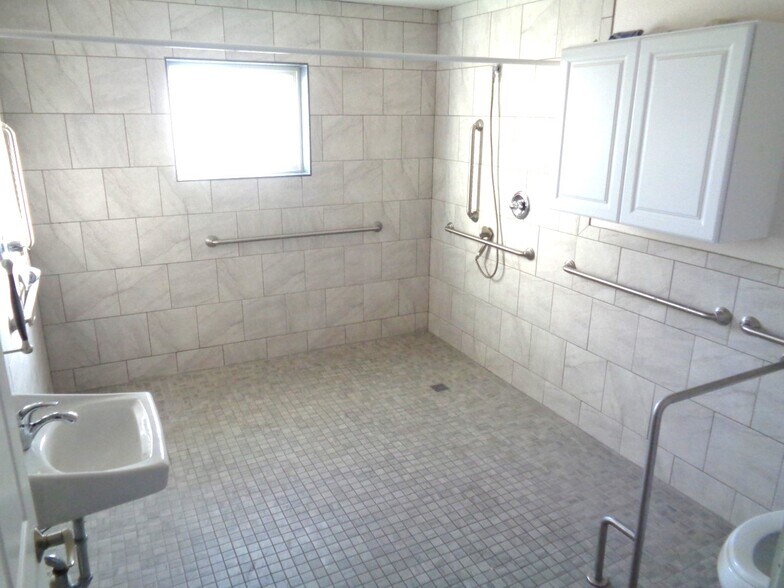 More Photos Of 7021 S Ash Cir, Centennial Assisted Living For Lease