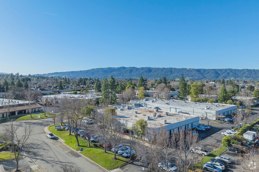 More Photos Of 1220 Quarry Ln, Pleasanton Research And Development For Lease