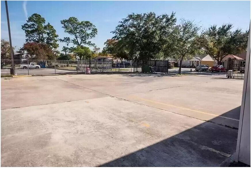 More Photos Of , Houston Unknown For Sale