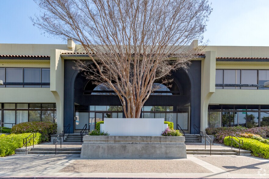 More Photos Of 2805 Bowers Ave, Santa Clara Unknown For Lease