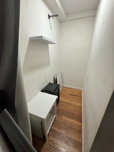 More Photos Of 40 Clinton St, New York Apartments For Lease