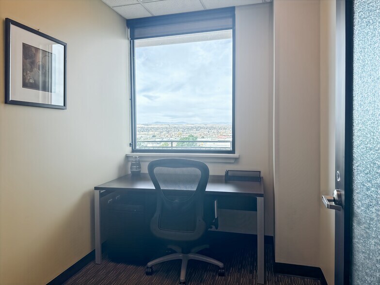 More Photos Of 10233 S Parker Rd, Parker Coworking Space