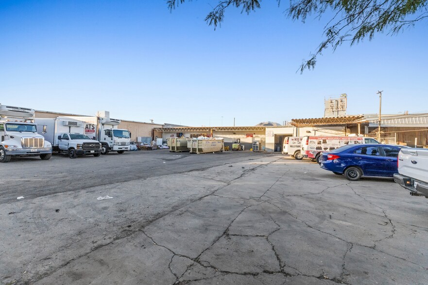 More Photos Of 1601 E 4th Ave, El Paso Industrial For Sale