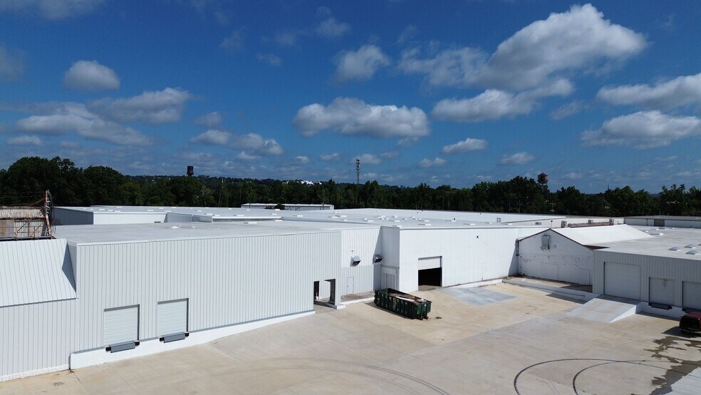 More Photos Of 1621 15th St, Augusta Warehouse For Lease