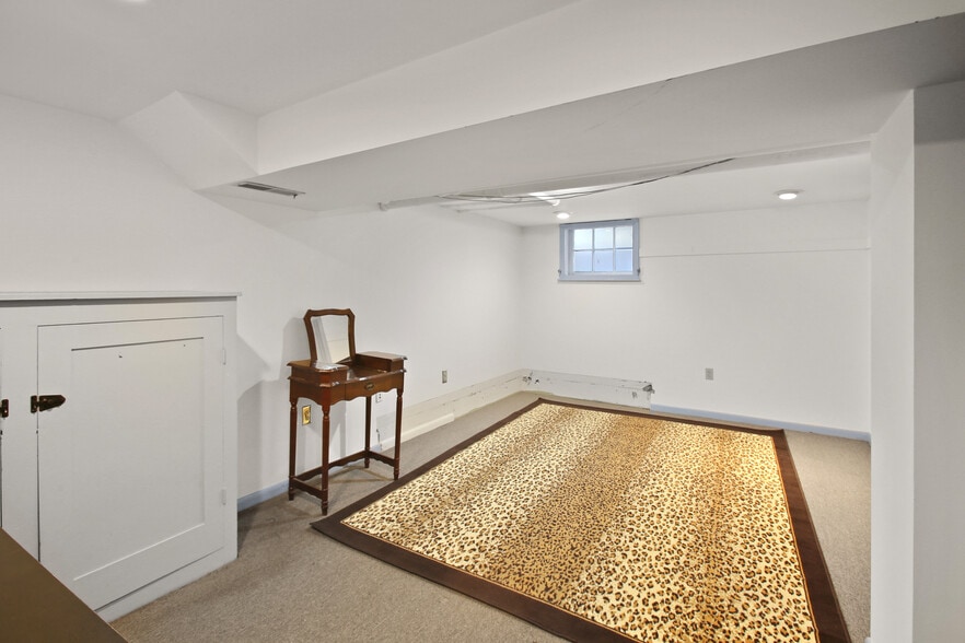 More Photos Of 634 Penn Ave, West Reading Freestanding For Lease