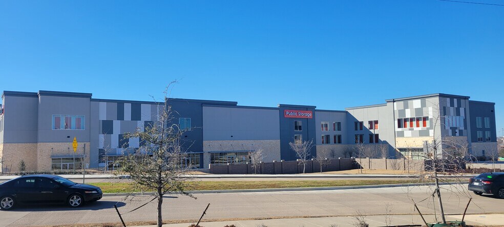 More Photos Of 2901 Miles Rd, Sachse Self Storage For Lease