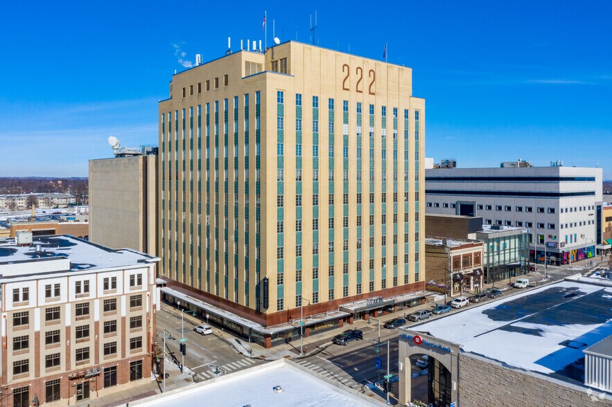 222 W College Ave, Appleton, WI 54911 Office For Lease