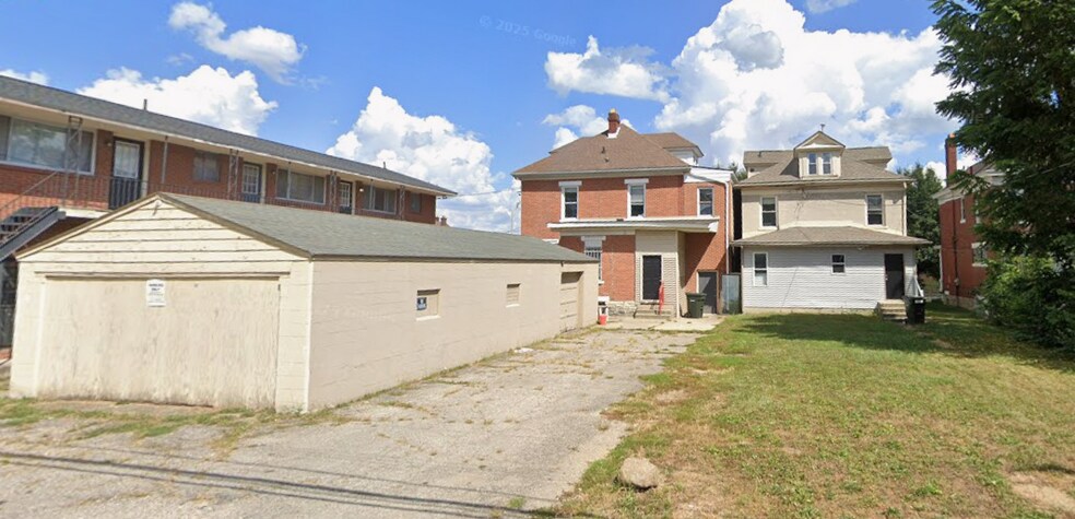 More Photos Of 1511 S High St, Columbus Storefront Retail Residential For Lease