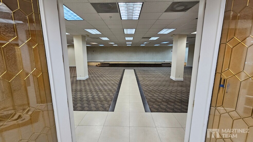 More Photos Of 4350 W Hallandale Beach Blvd, Pembroke Park Office For Lease