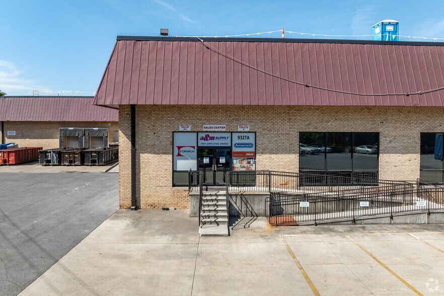 More Photos Of 9327 Washington Blvd, Savage Warehouse For Lease