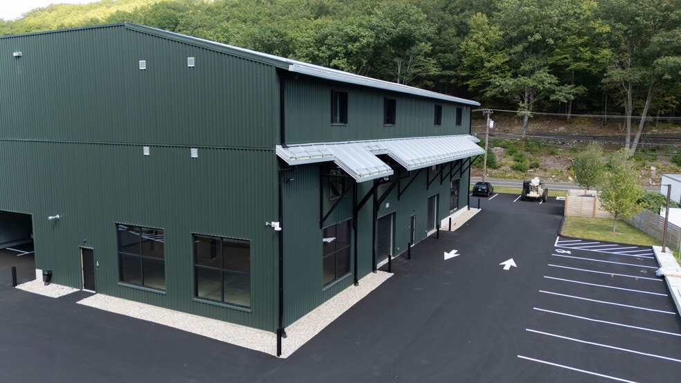 More Photos Of 241 Ethan Allen Hwy, Ridgefield Manufacturing For Lease