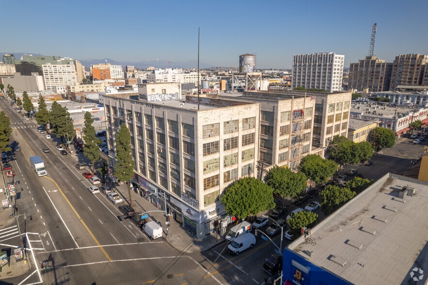 More Photos Of 1236-1252 S Main St, Los Angeles Service For Lease