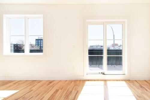 More Photos Of 3329 Astoria Blvd, Astoria General Retail For Sale