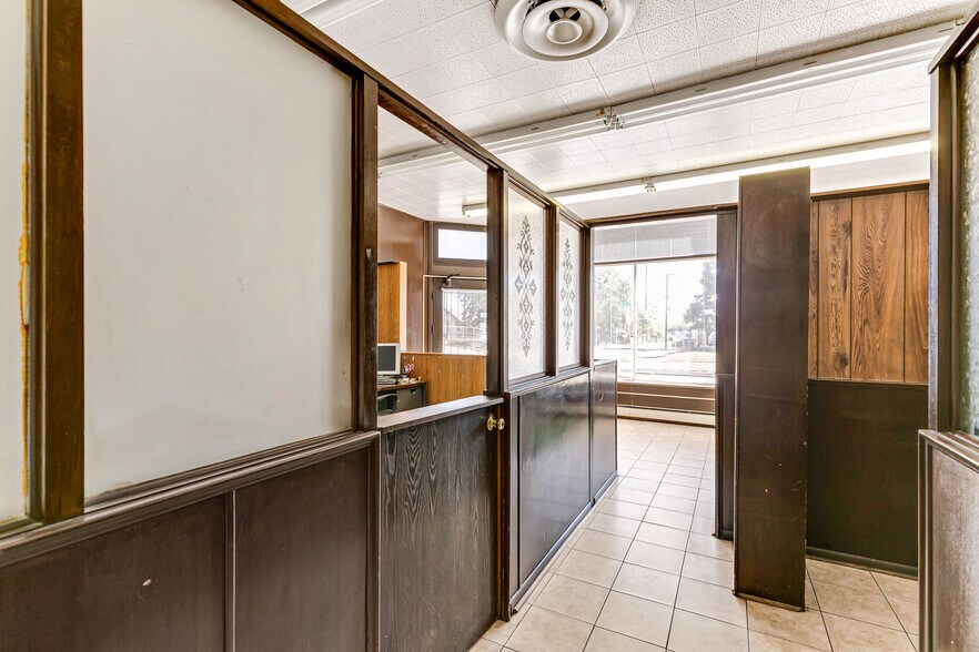 More Photos Of 3200 W 2nd Ave, Denver Office For Sale