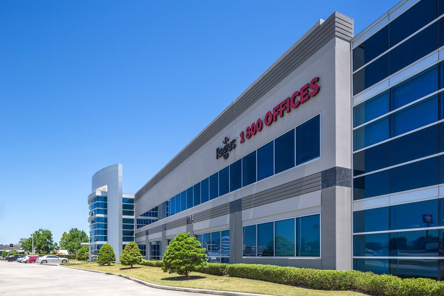 More Photos Of 24624 Interstate 45, Spring Office For Lease