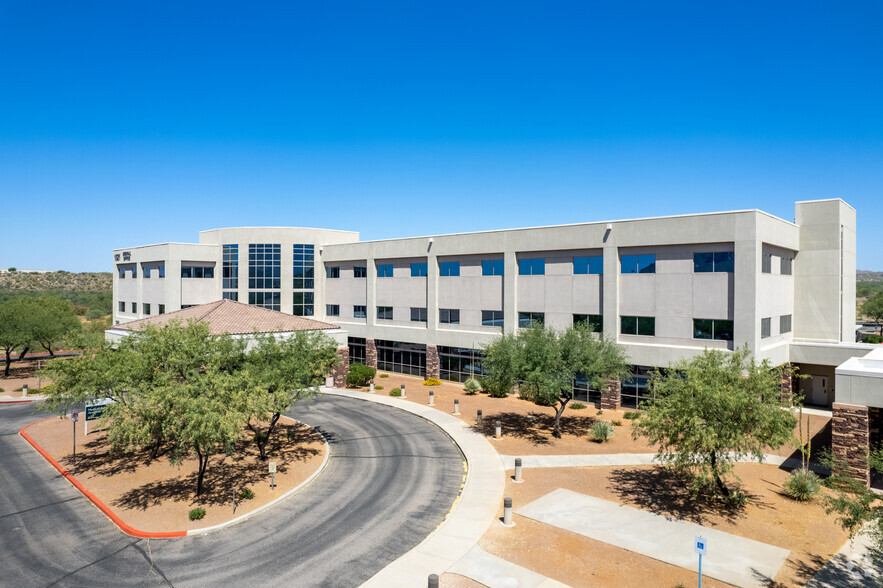 Primary Photo Of 1521 E Tangerine Rd, Oro Valley Medical For Lease