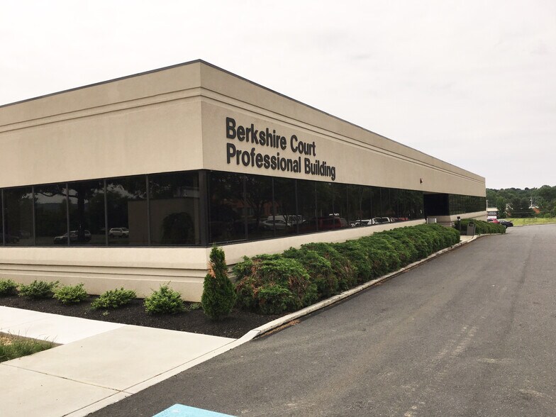 Primary Photo Of 50 Berkshire Ct, Wyomissing Medical For Lease