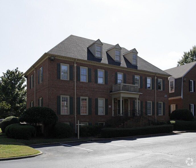 More Photos Of 1111 Cambridge Sq, Alpharetta Office Residential For Sale
