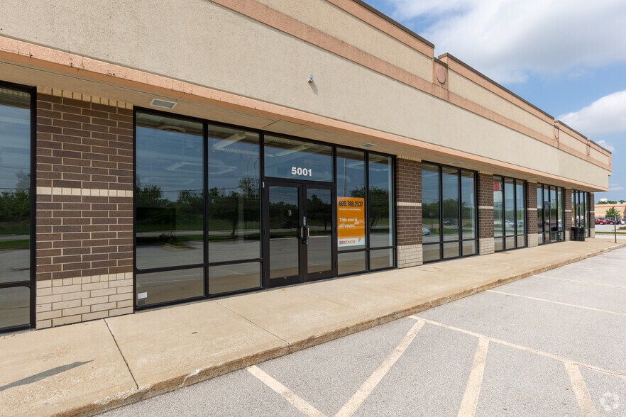 More Photos Of 13140 S Cicero Ave, Crestwood Unknown For Lease