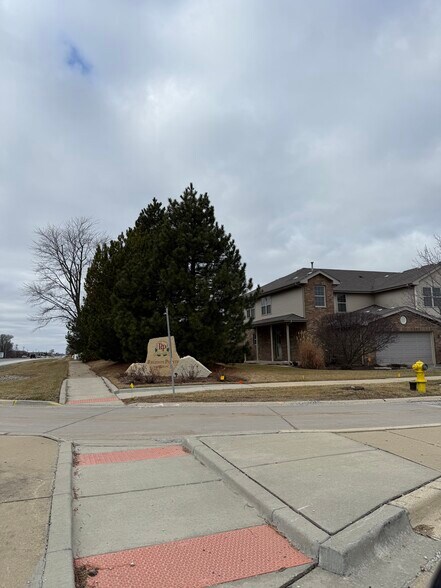 More Photos Of 958 Regent Dr, Matteson Land For Sale