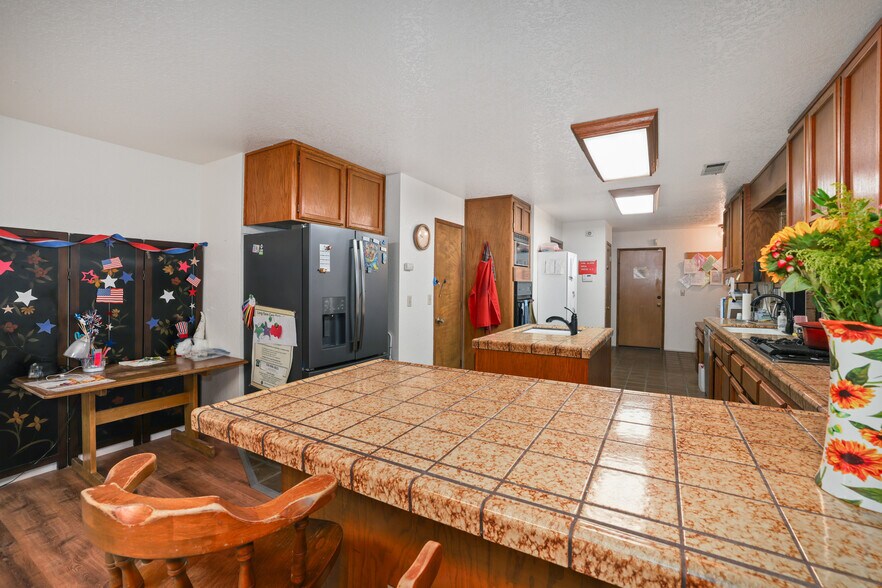 More Photos Of 13765 Lisa Way, Red Bluff Assisted Living For Sale