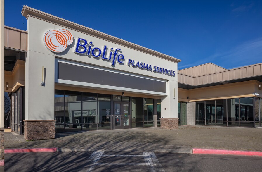 More Photos Of 10100-10124 SW Washington Square Rd, Tigard General Retail For Sale