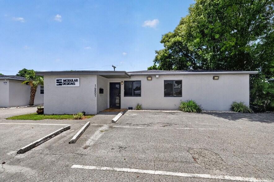 More Photos Of 16811 NE 6th Ave, Miami Office For Sale