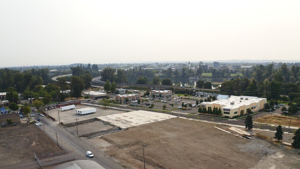 More Photos Of NWC OF WALLACE AND 2ND ST NW St, Salem Land For Sale