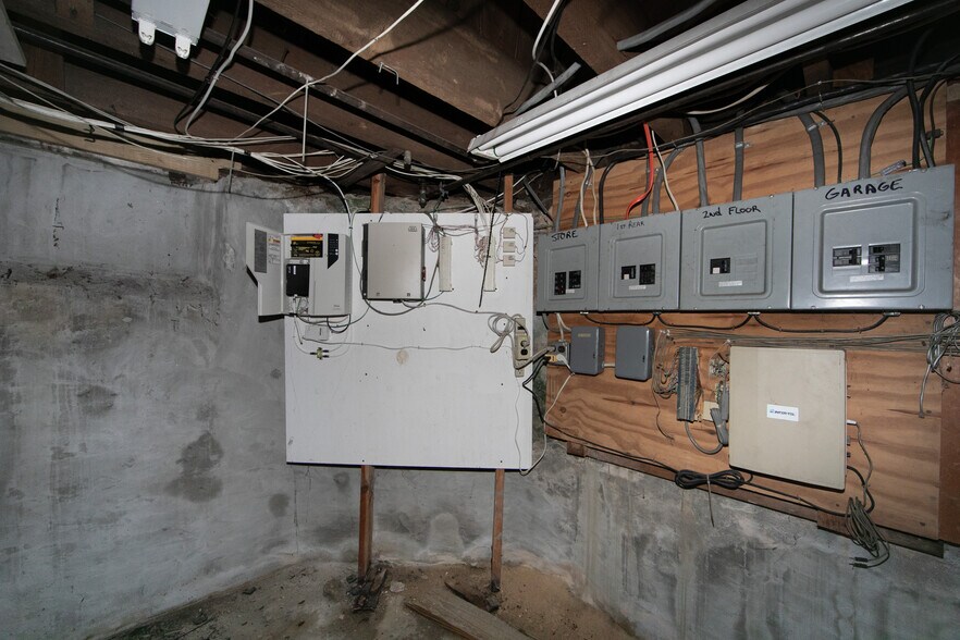 More Photos Of 604 White Horse Pike, Oaklyn Storefront For Sale