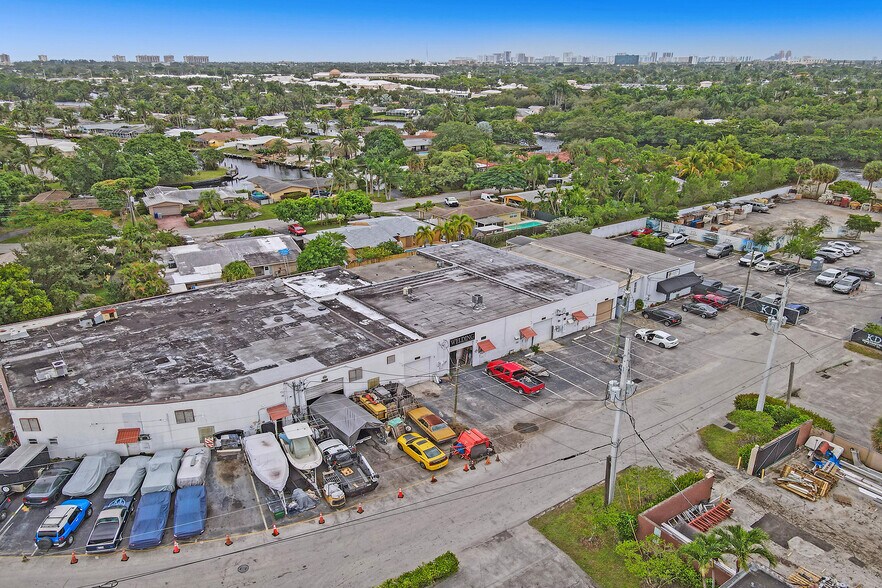 More Photos Of 1800-1812 SW 7th Ave, Pompano Beach Warehouse For Sale