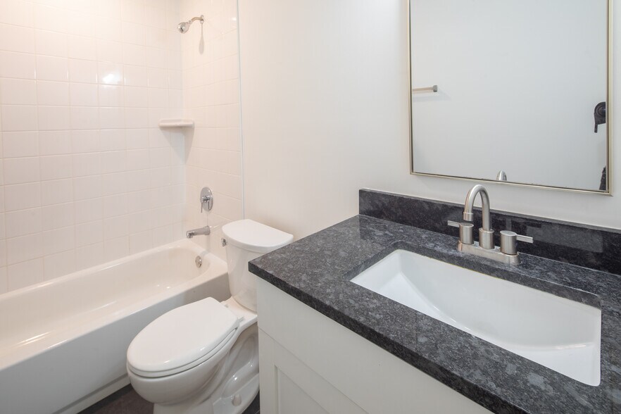 More Photos Of 228 E Hanover St, Trenton Apartments For Sale