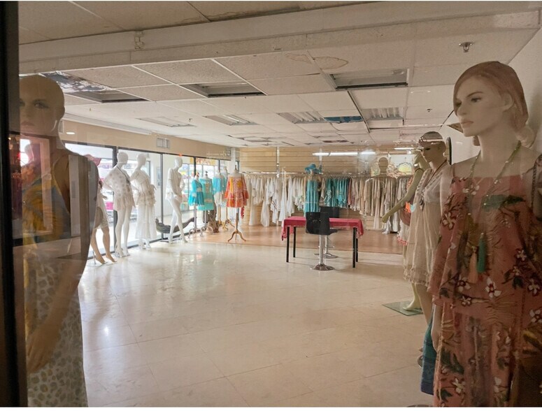 More Photos Of 777 NW 72nd Ave, Miami General Retail For Sale