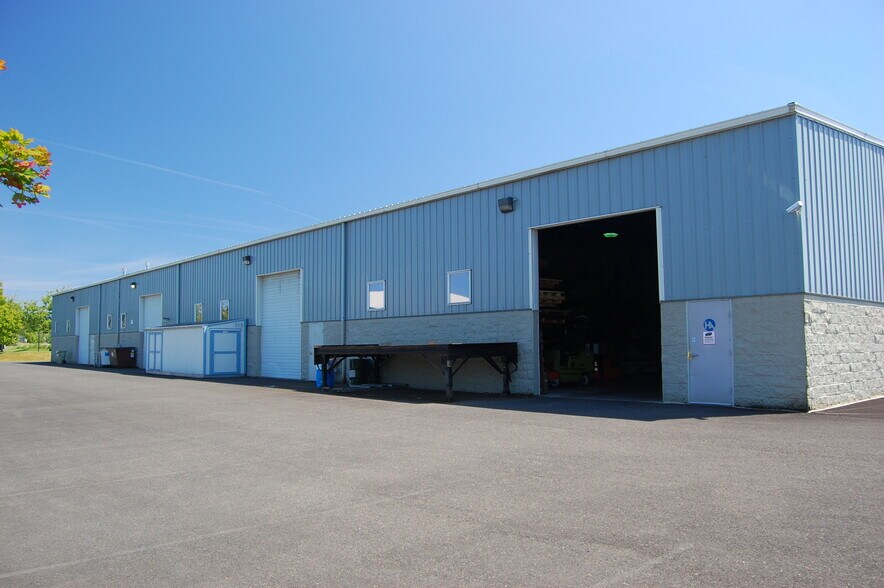 More Photos Of 5575 SE Alexander St, Hillsboro Warehouse For Sale