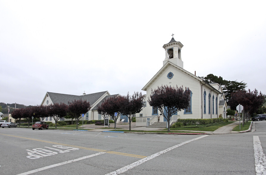 Primary Photo Of 777 Miramontes St, Half Moon Bay Religious Facility For Lease