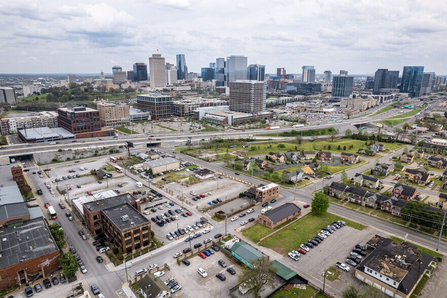 More Photos Of 1314 Jo Johnston Ave, Nashville Freestanding For Sale