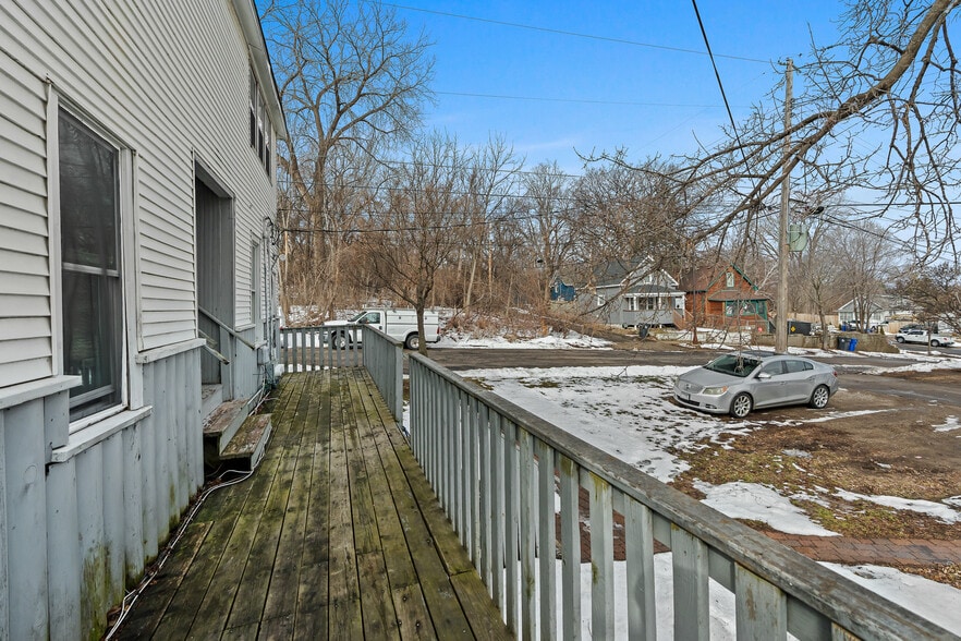 More Photos Of 485 Belvidere St E, Saint Paul Apartments For Sale