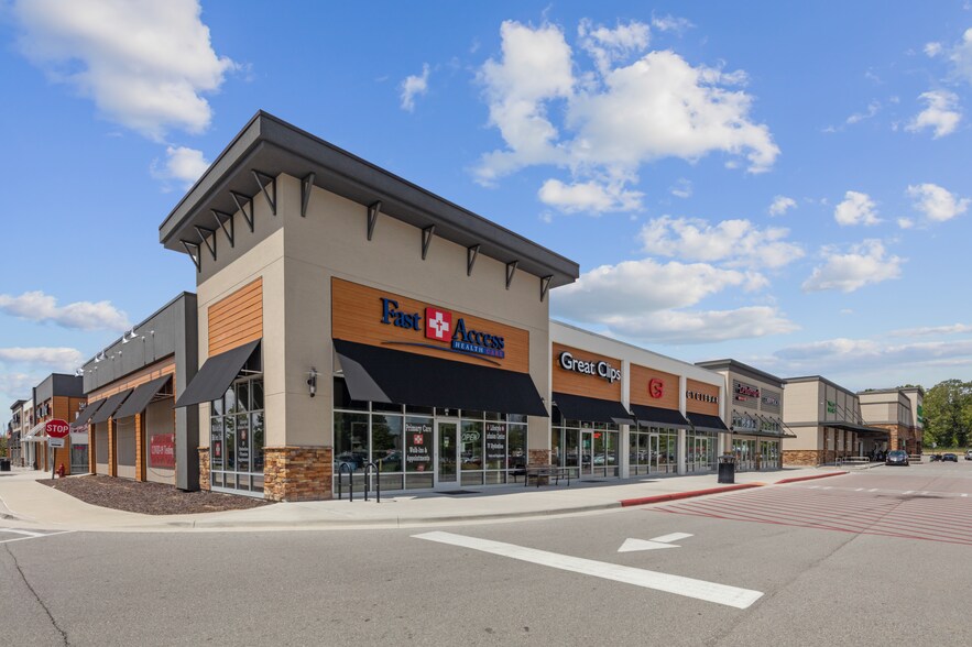 More Photos Of 7201 Shallowford Rd, Chattanooga Unknown For Lease