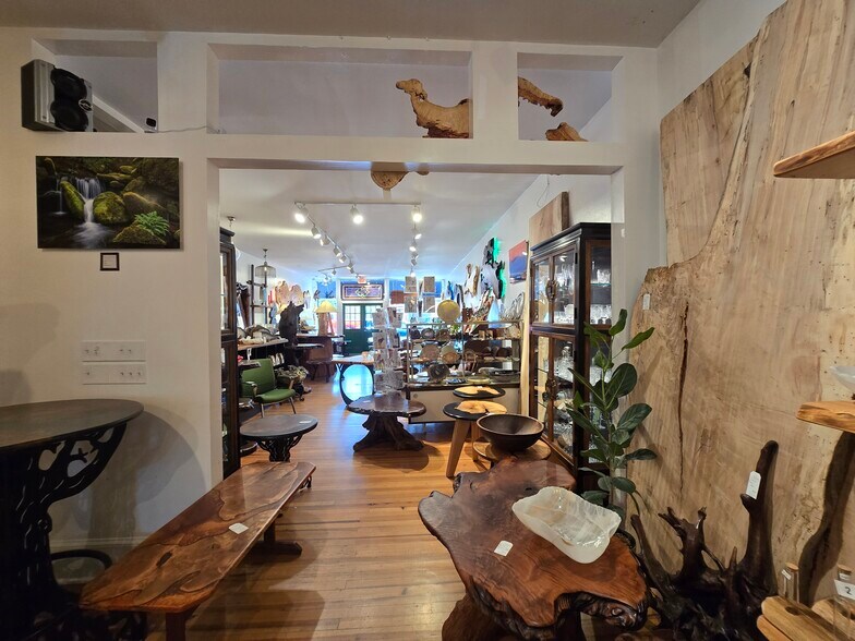 More Photos Of 142 N Main St, Waynesville Storefront Retail Office For Sale