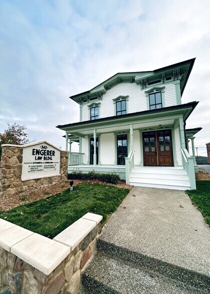 More Photos Of 342 E Main St, Northville Loft Creative Space For Lease