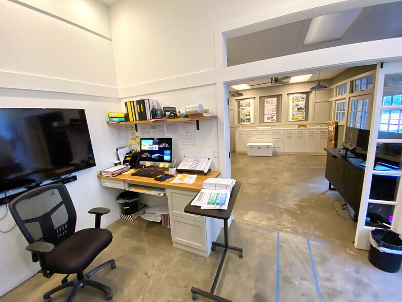 More Photos Of 615 B St, San Rafael Research And Development For Lease