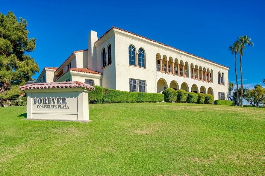 More Photos Of 7501 E McCormick Pky, Scottsdale Office For Lease