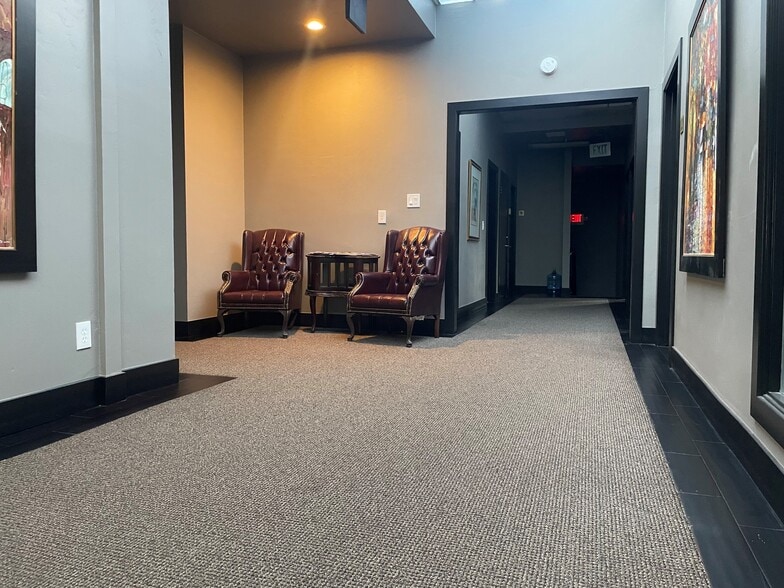 More Photos Of 7940 California Ave, Fair Oaks Office For Lease