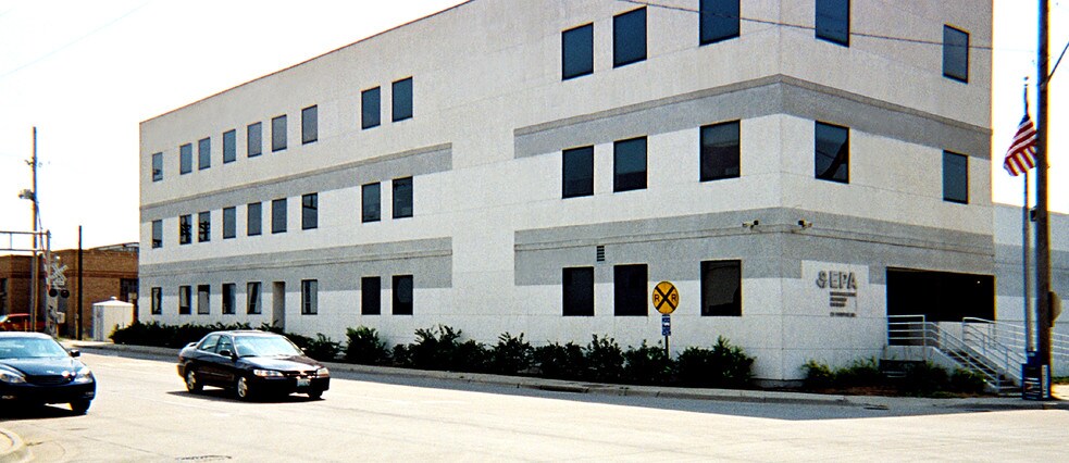 More Photos Of 25 Funston Rd, Kansas City Warehouse For Sale