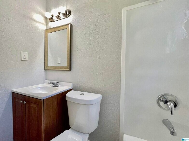 More Photos Of 1609 6th St N, Birmingham Apartments For Sale