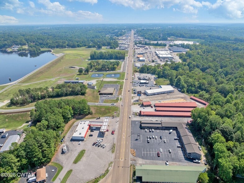 More Photos Of 777 W Church St, Lexington General Retail For Sale