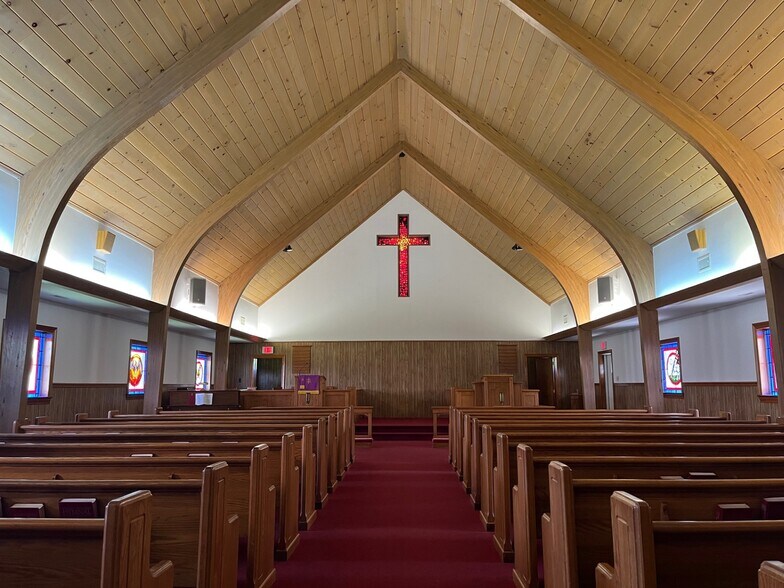 More Photos Of 10164 E Gretna Rd, Gretna Religious Facility For Sale