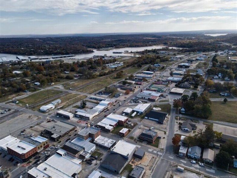More Photos Of , Eufaula General Retail For Sale